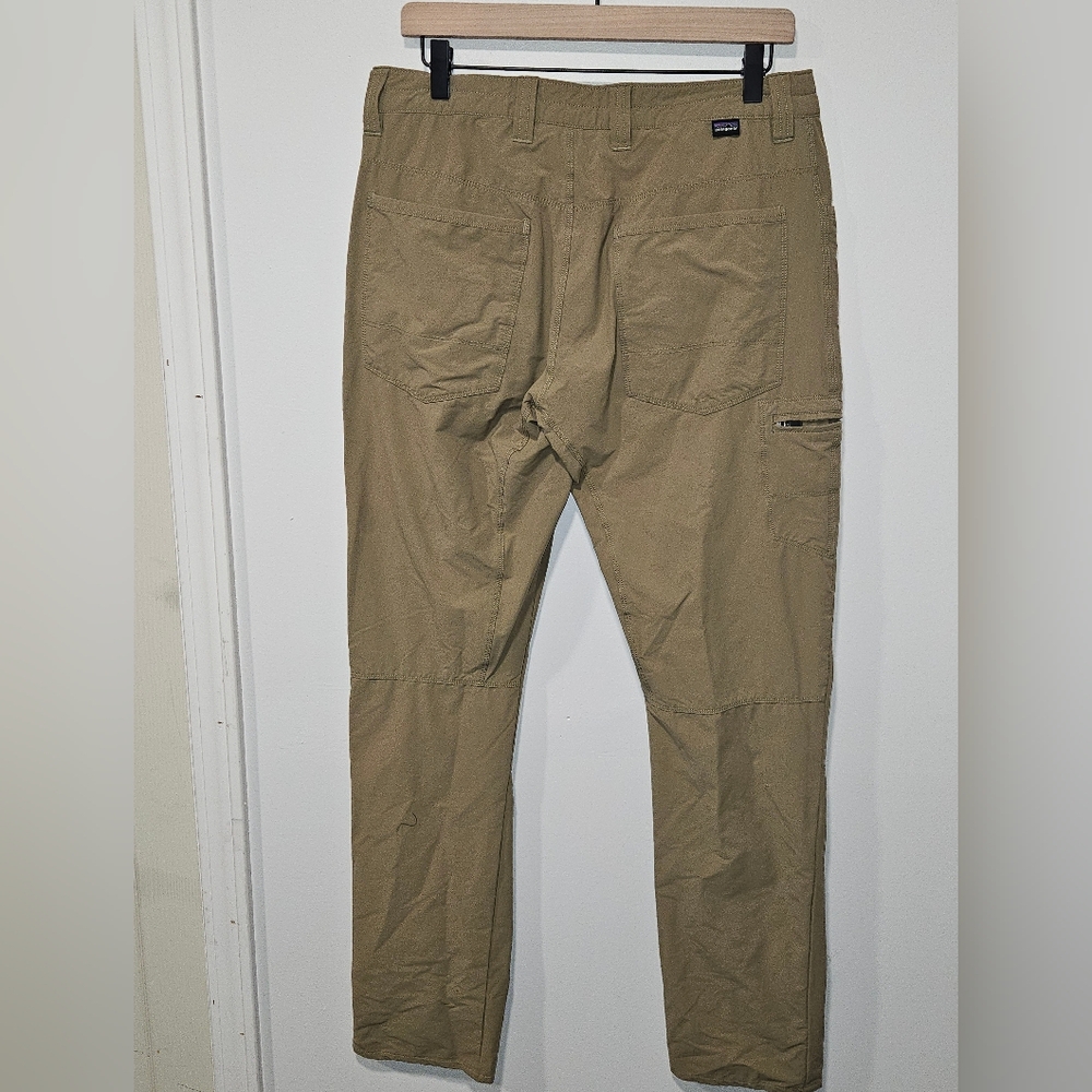 Patagonia Men’s Hiking Pants Khaki Color Lightweight Nylon Spandex Mens 32/32 - Picture 7 of 13